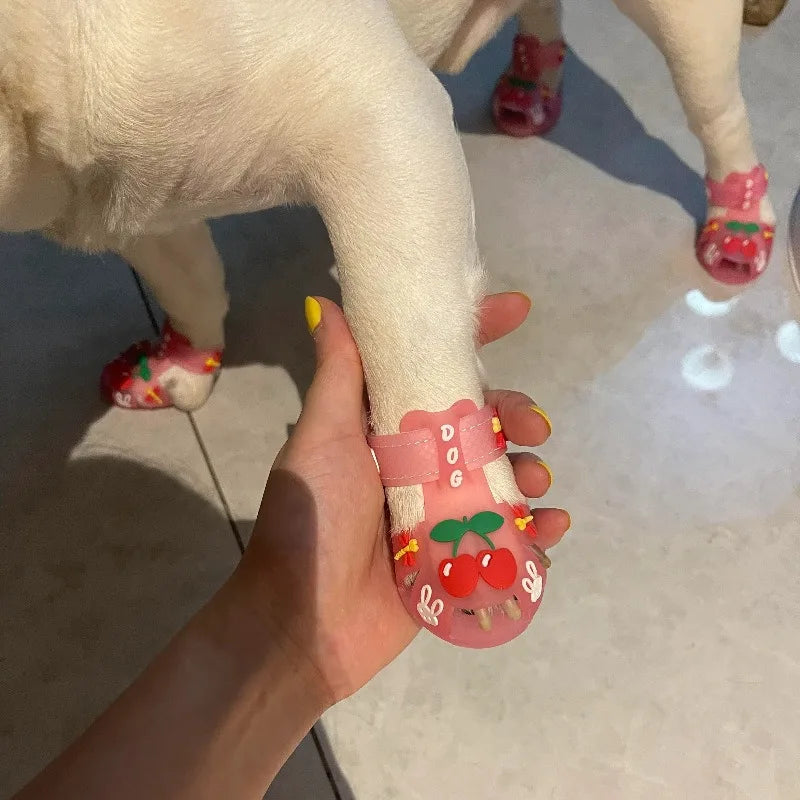 Sandali estivi per cani Cartoon Stivali da pioggia traspiranti antiscivolo alla moda Prodotto per animali domestici resistente all'usura impermeabile Accessori per esterni