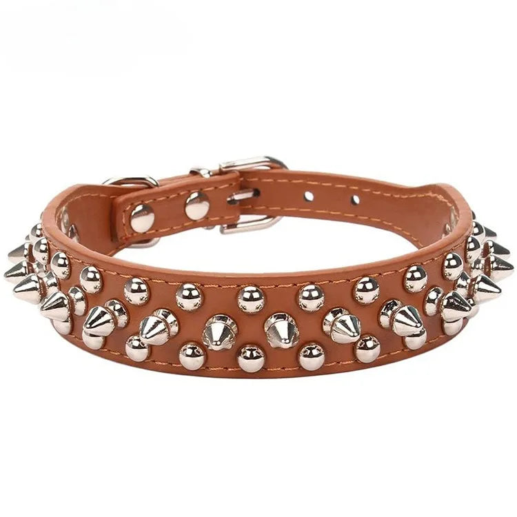 Collare per cani da compagnia in pelle regolabile Forniture per tracolla Collare per cani a spillo con rivetti punk in pelle PU Collari per animali domestici per cani di piccola taglia
