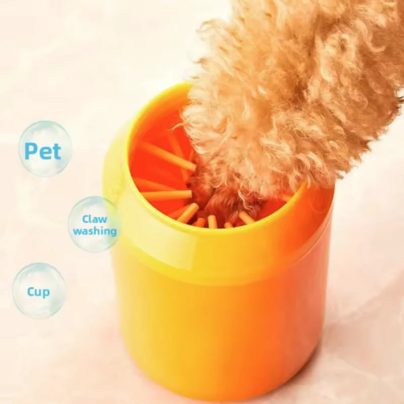 Tazza per pulire le zampe di cani Pettini in silicone morbido Lavatapiede portatile per animali domestici all'aperto Spazzola per pulire le zampe Lavare rapidamente il secchio per la pulizia dei piedi